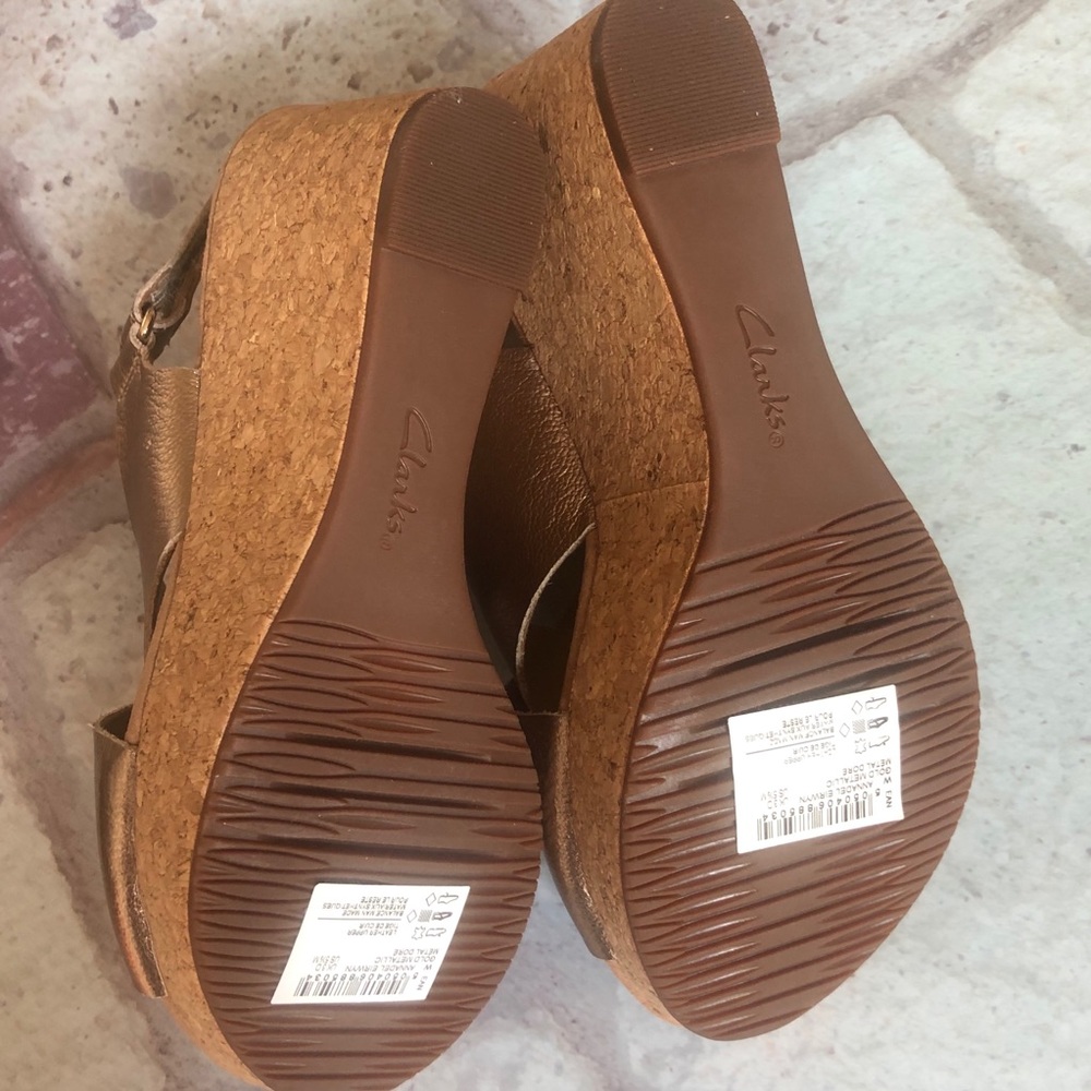 Clarks Annandale Eirwyn Gold Medal Sandals sz 5.5 - Picture 4 of 7